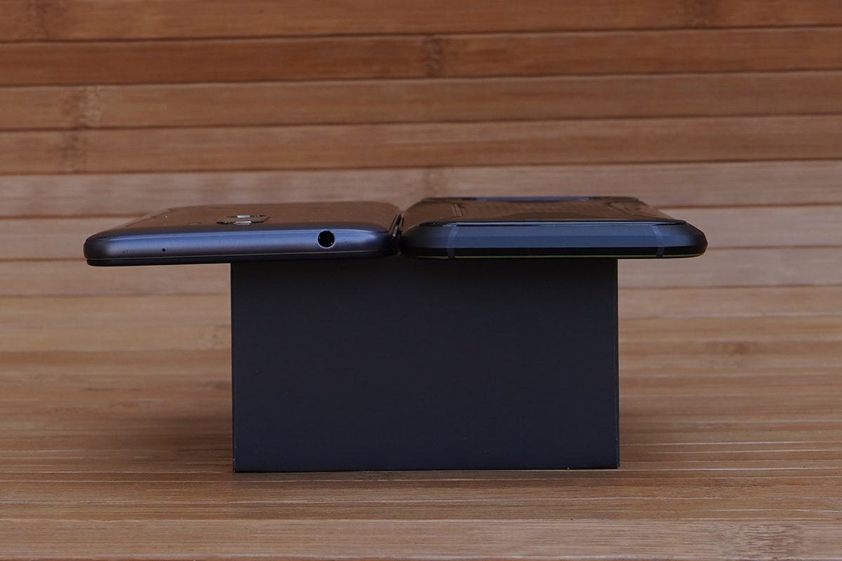 F1 vs Shark аудиоразъём