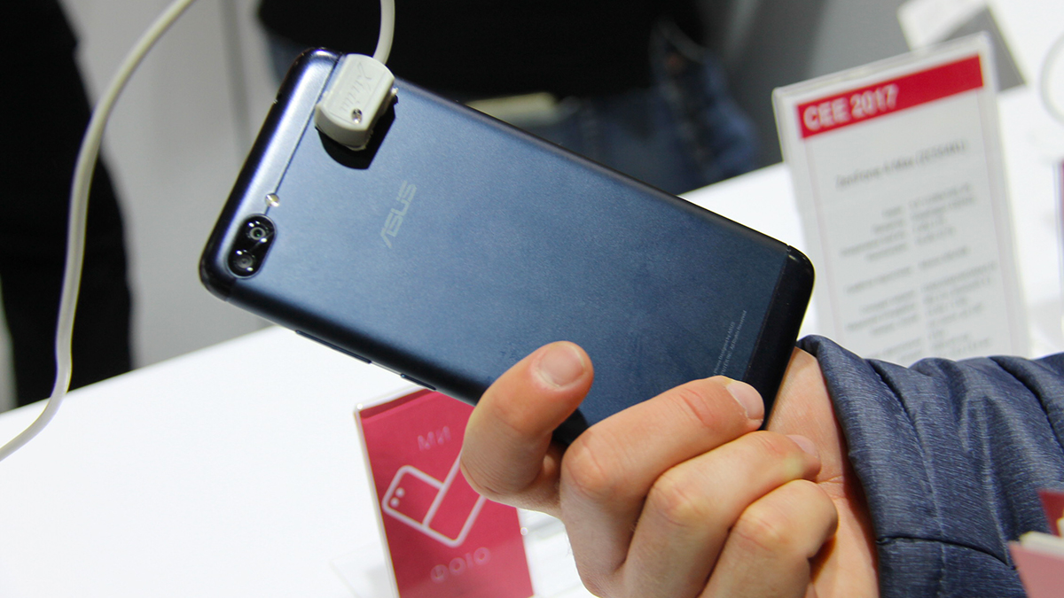 Asus Zen Fone 4 Max
