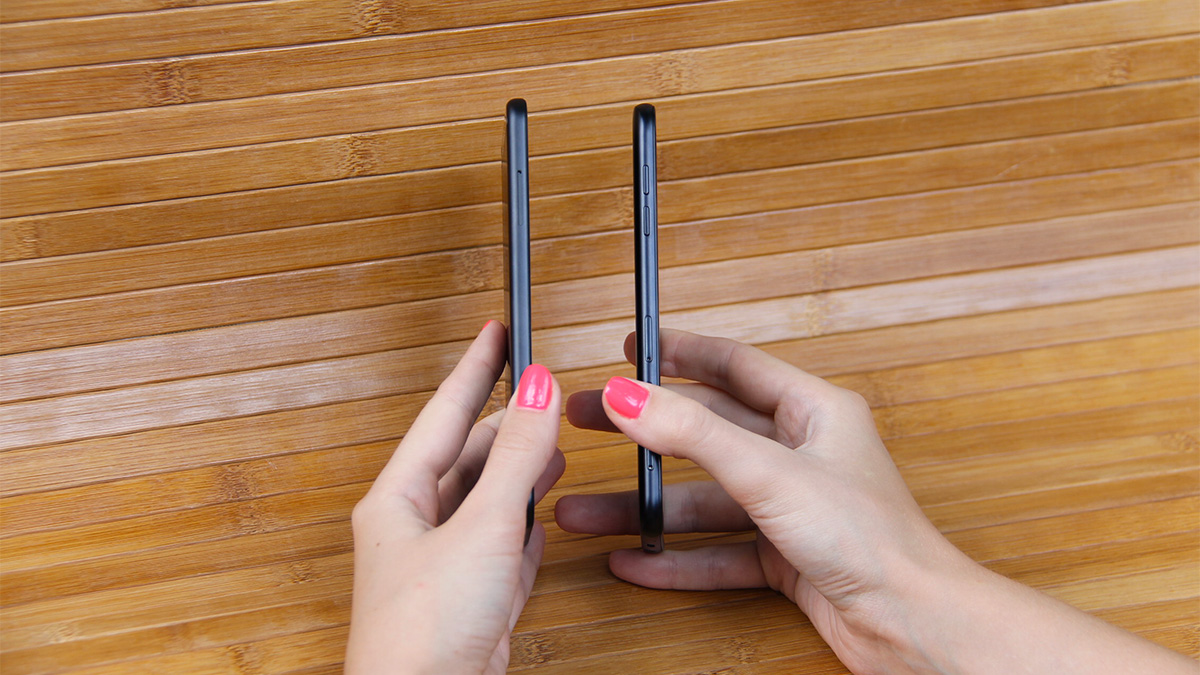 Galaxy J5 (2017) и Xiaomi mi 5c вид сбоку