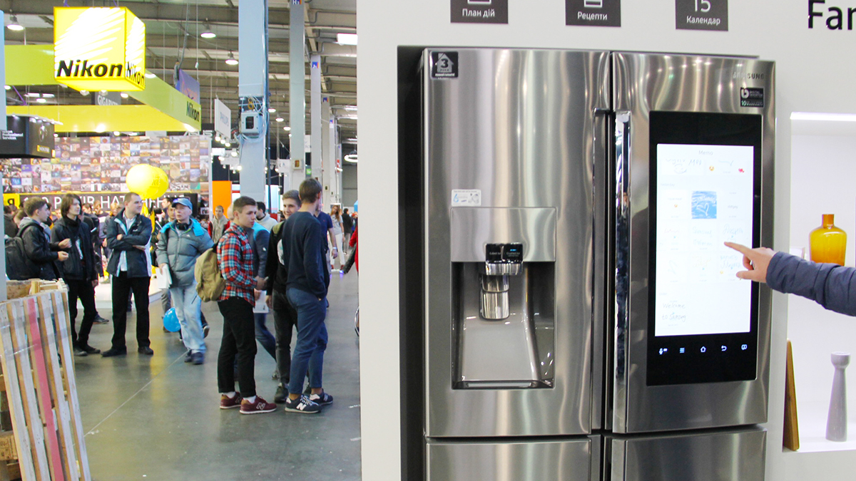 Холодильник Samsung