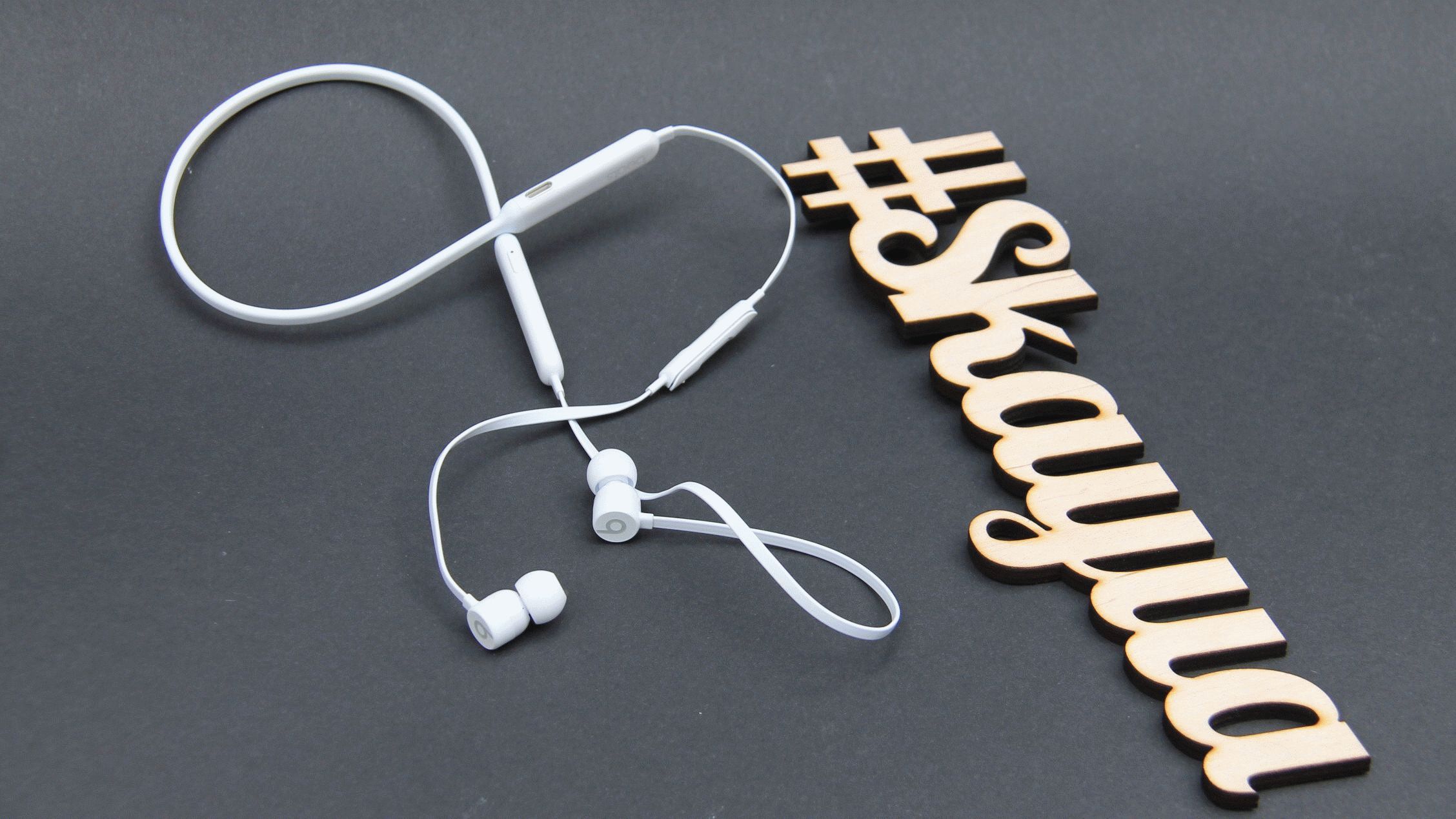 Наушники BeatsX белые