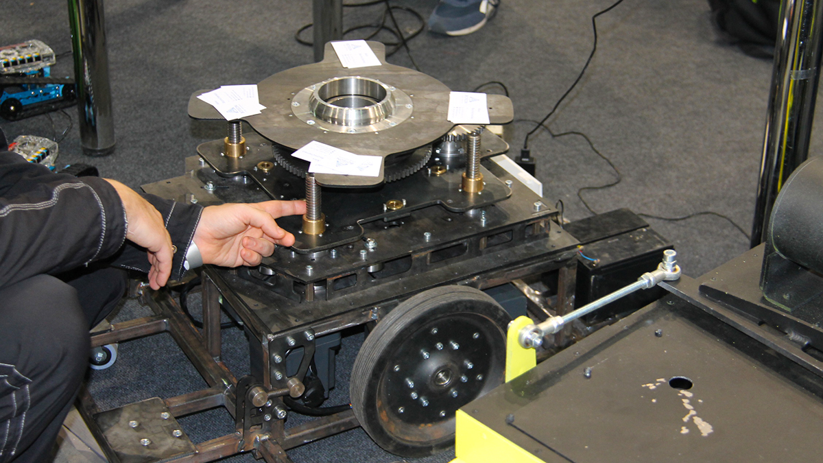 Робот-сапёр