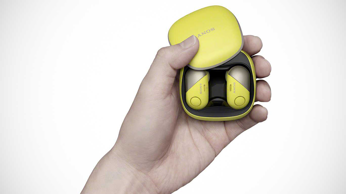 Sony WF-SP700N в чехле