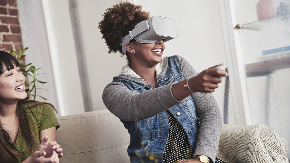 VR-шлем Oculus Go c контроллером