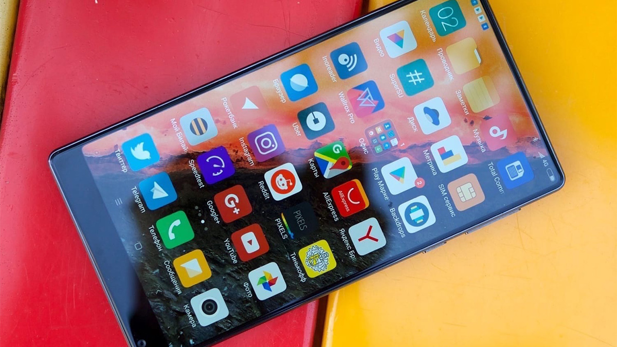 Xiaomi Mi Mix 2 экран