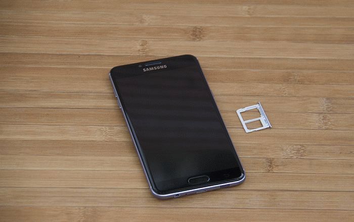 Подробнее: Samsung Galaxy C5 и слот microSD Samsung Galaxy C5 и слот microSD