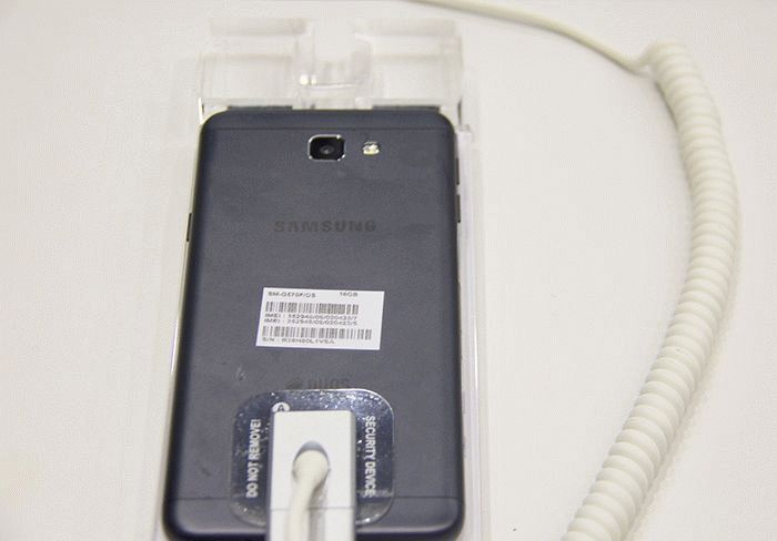 Подробнее: Samsung Galaxy J5 Prime вид сзади Samsung Galaxy J5 Prime вид сзади