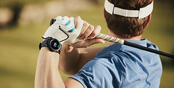 Samsung Gear S3 на руке